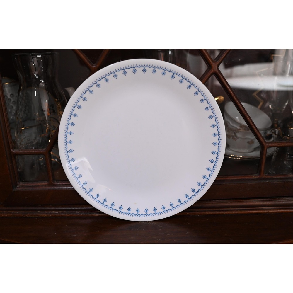 Vintage Corelle Corning Ware Blue Garland Snowflake Dinner Plates White 10.25"